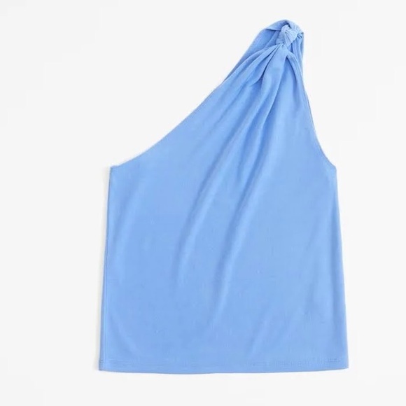 Abercrombie & Fitch Tops - *Never Worn* Abercrombie One-Shoulder Going Out Top